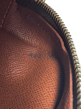 Louis Vuitton monogram Nil crossbody AR4108