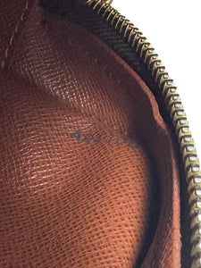 Louis Vuitton monogram Nil crossbody AR4108