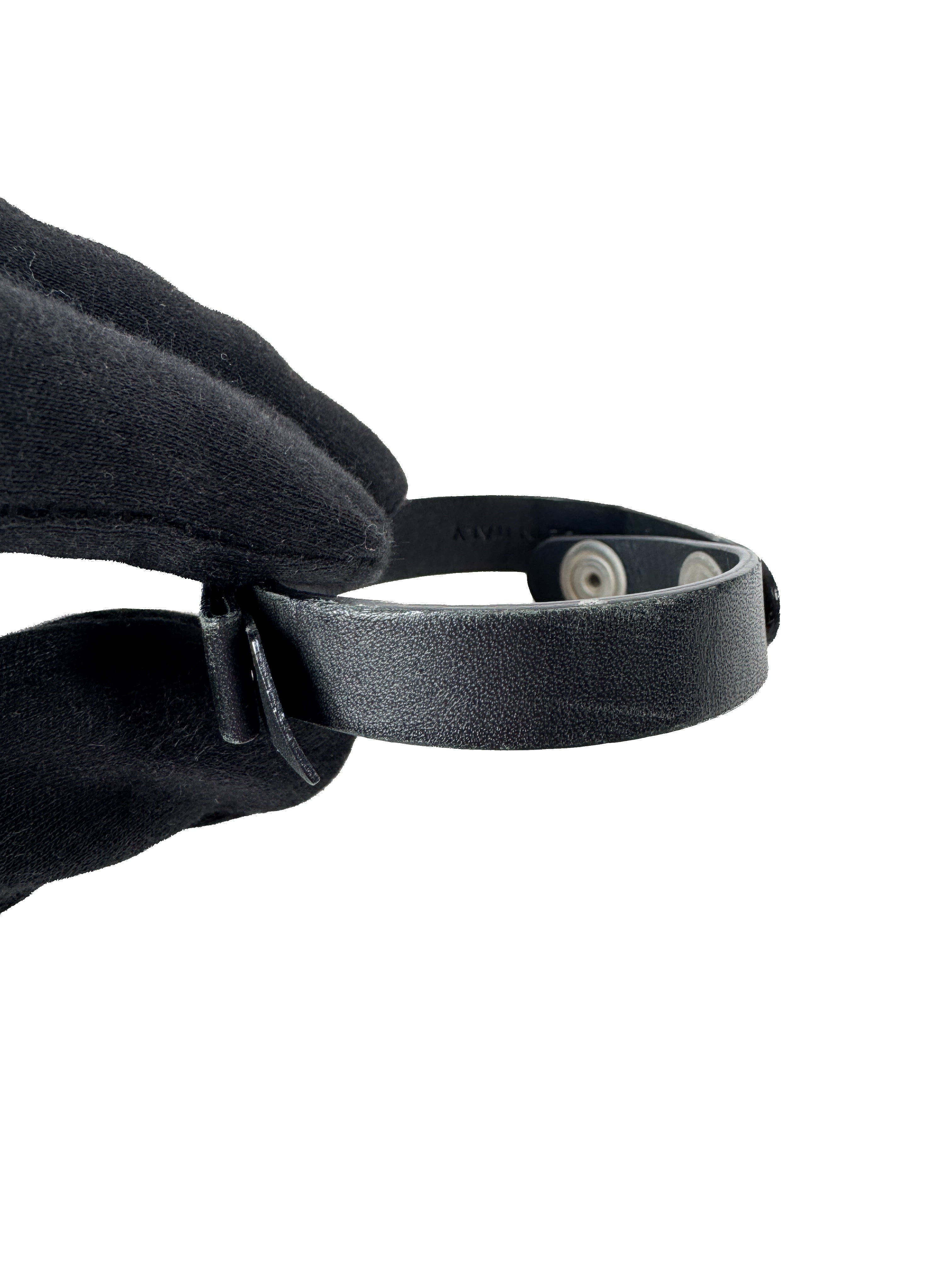 Salvatore Ferragamo black leather Vara bow bracelet BOX