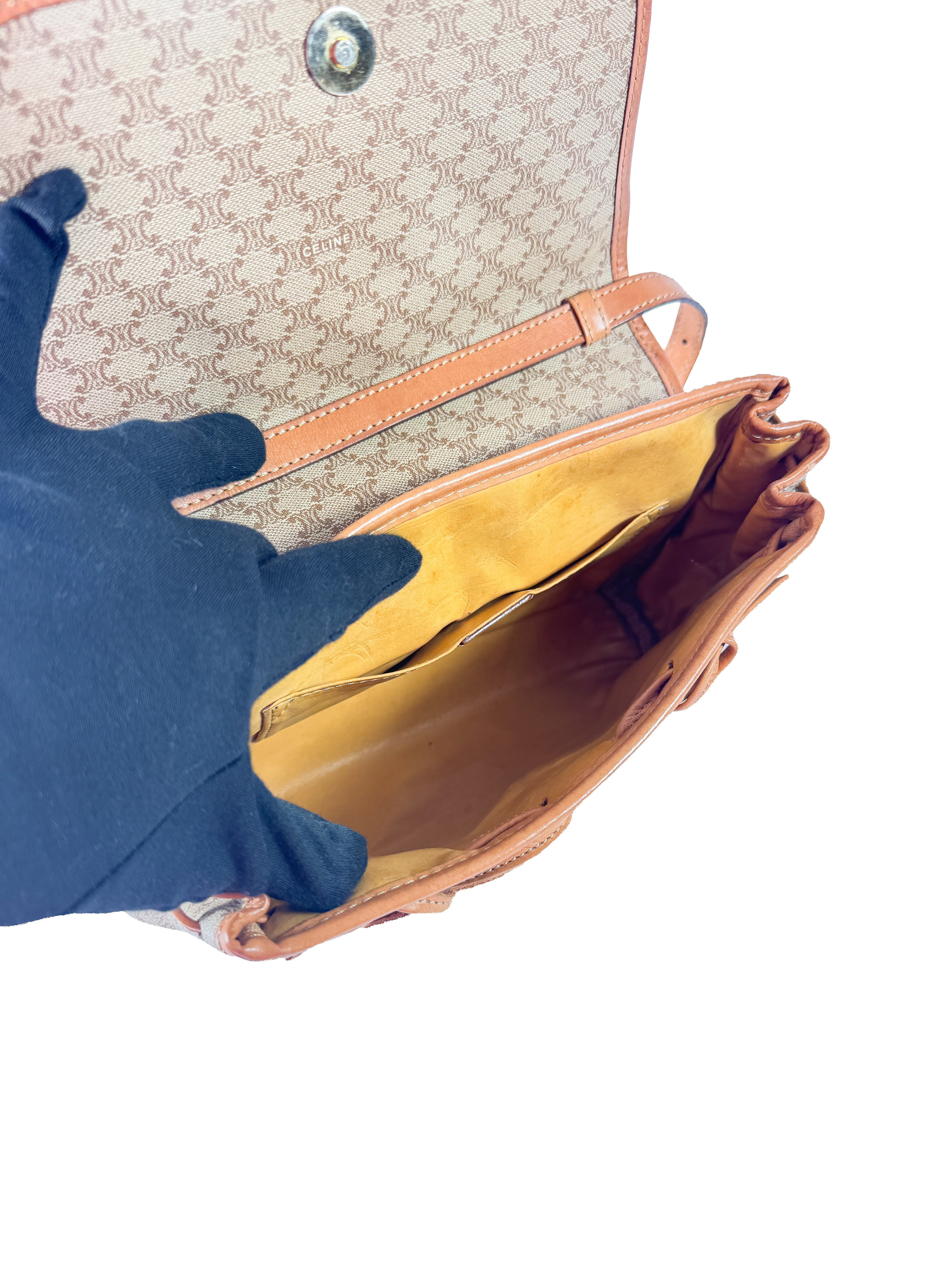 Celine vintage vanilla Macadame crossbody F/09