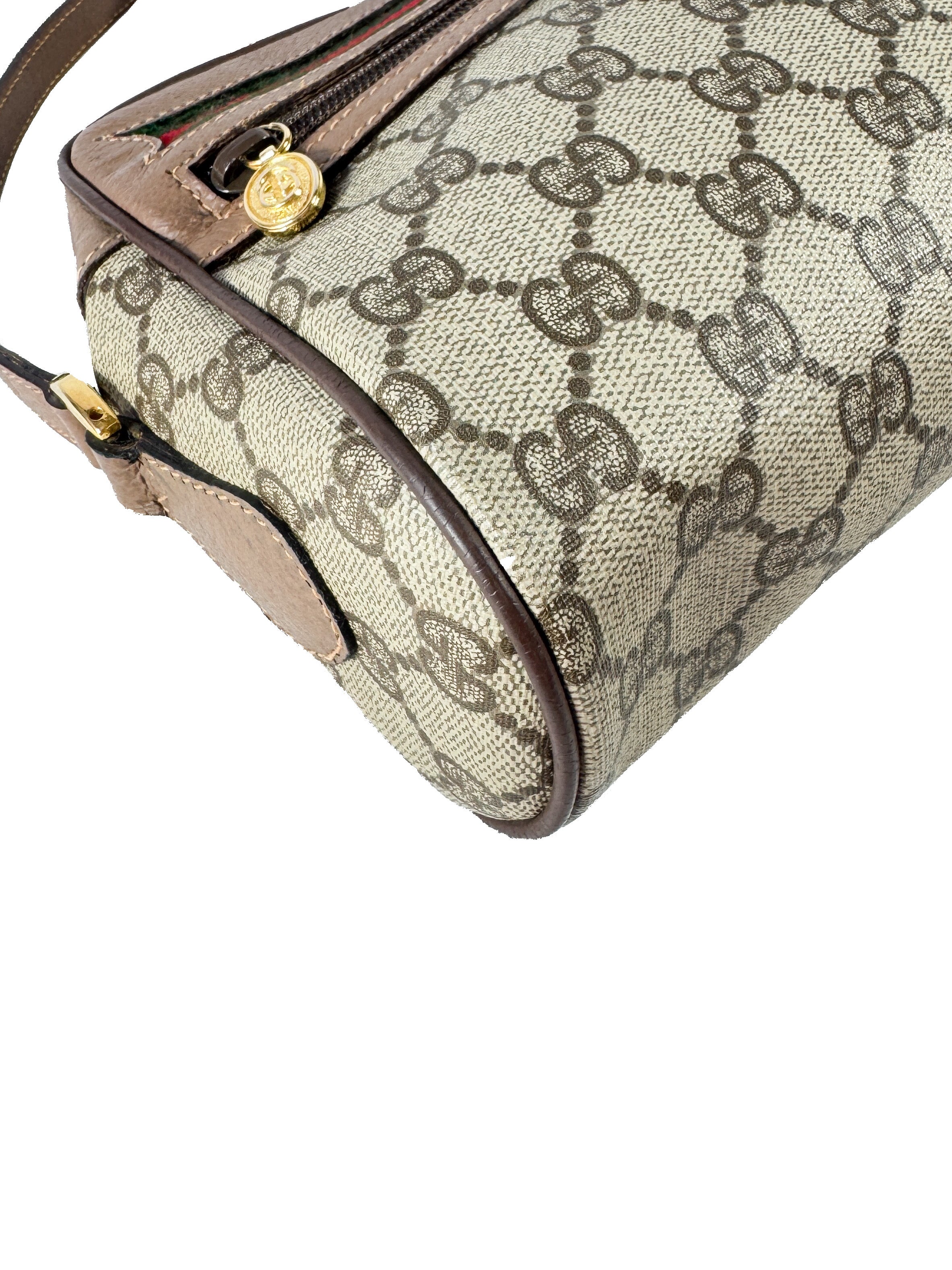 Gucci vintage brown GG sherry line crossbody 001.44.6655