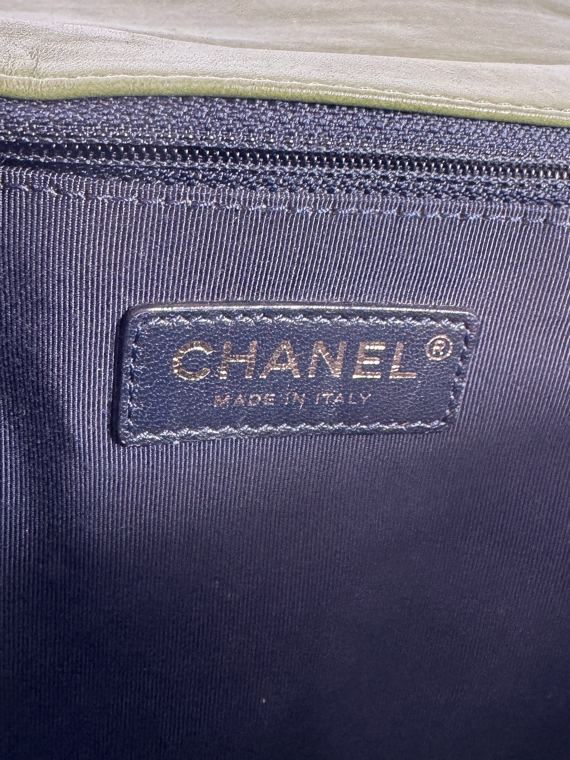 Chanel Velvet Tweed Large Boy Flap Green 18255172