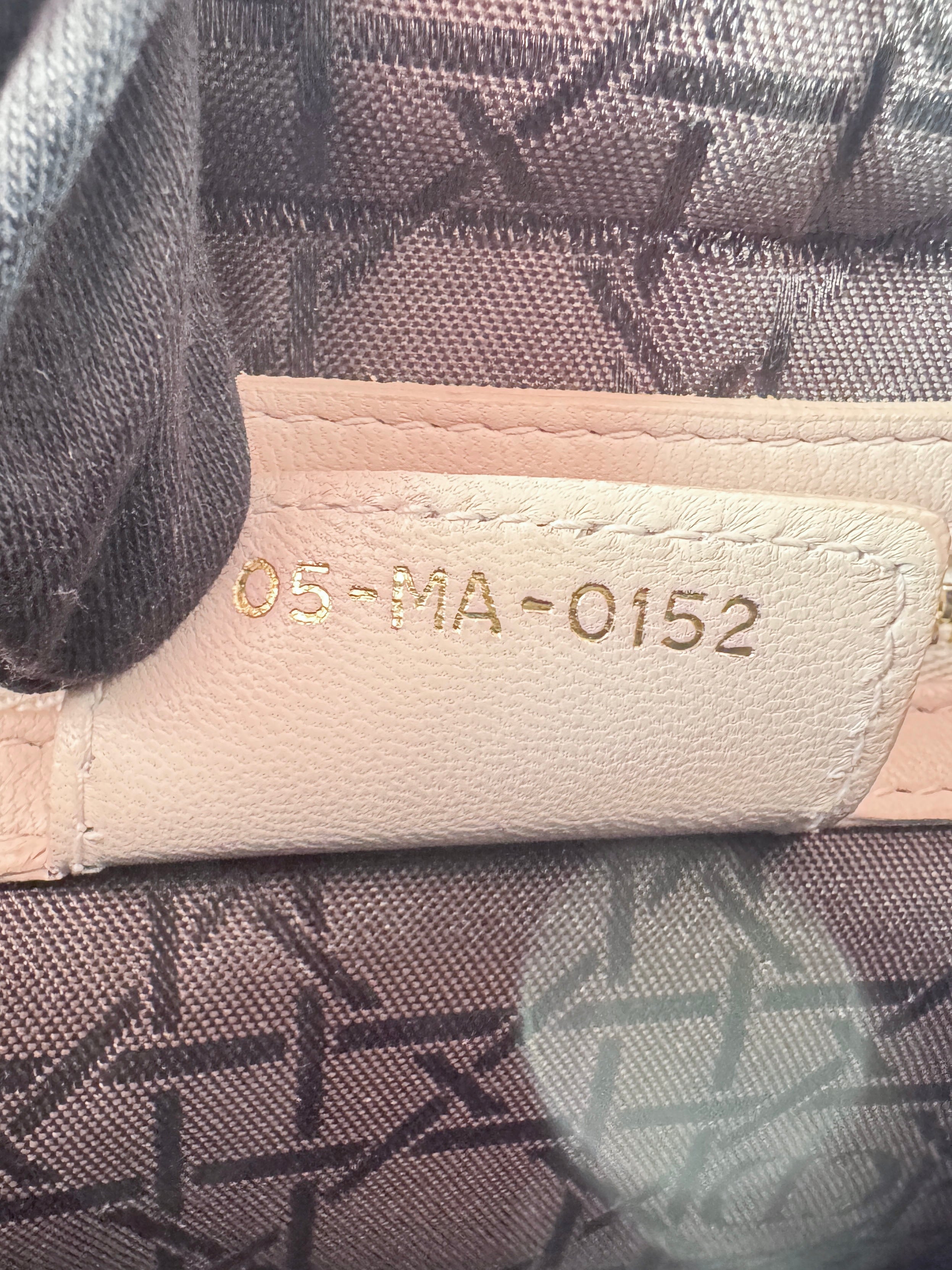 Christian Dior light pink leather medium Lady Dior 05-MA-0152