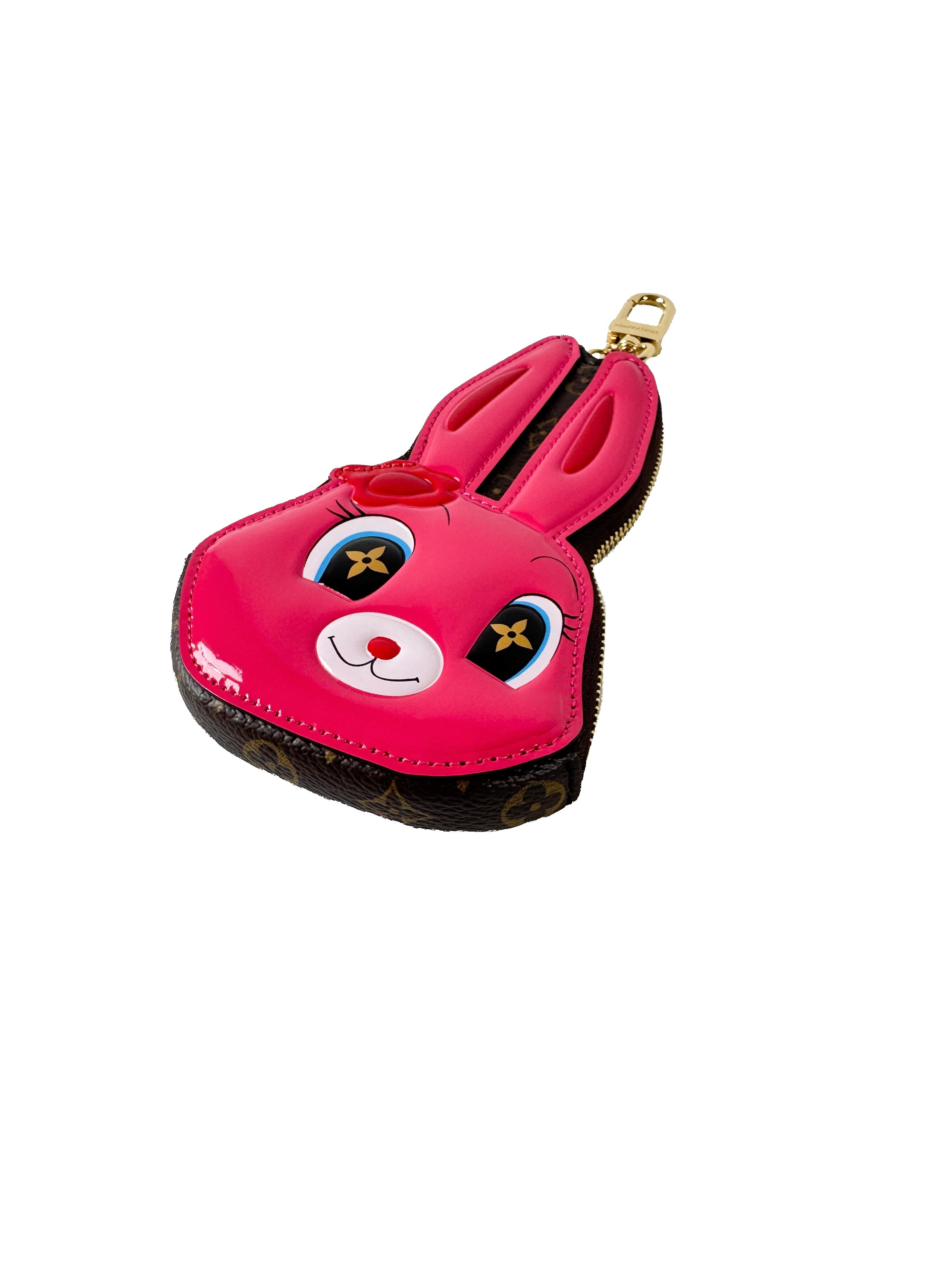 Louis Vuitton x Sun Yitian 2024 patent leather Animogram monogram rabbit keychain pouch (NFC)