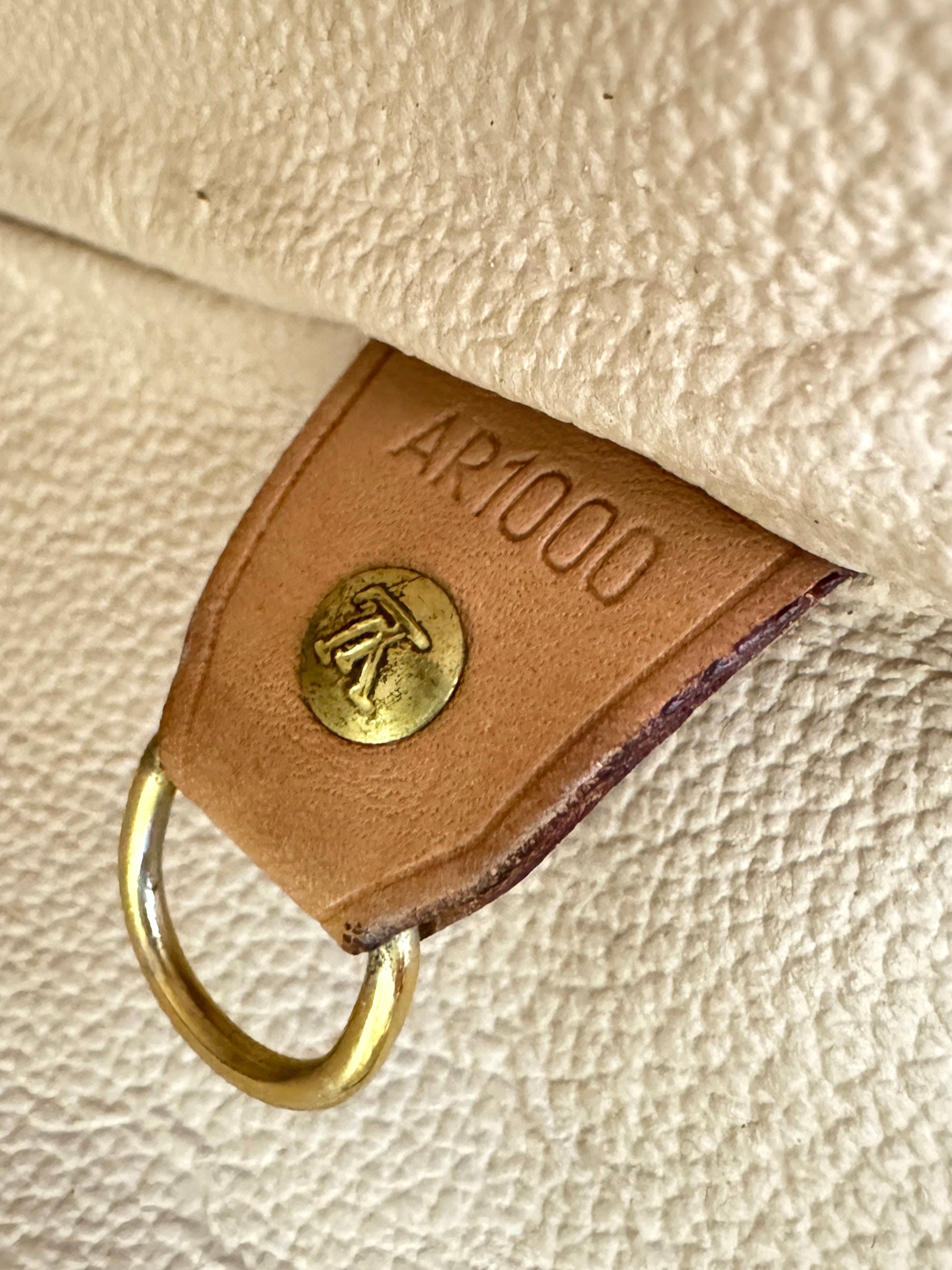 Louis Vuitton monogram bucket GM AR1000