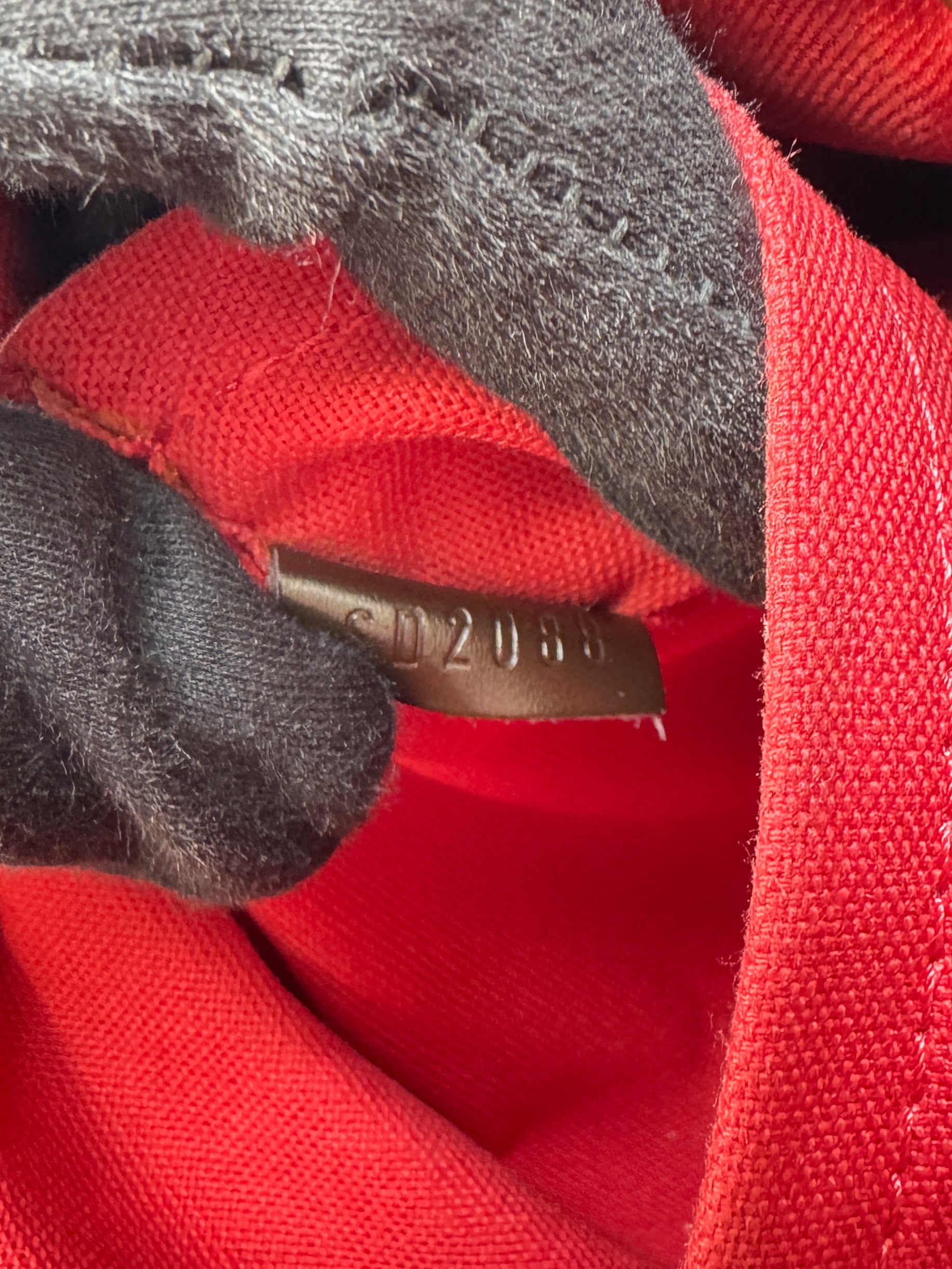 Louis Vuitton damier ebene Thames GM SD2088