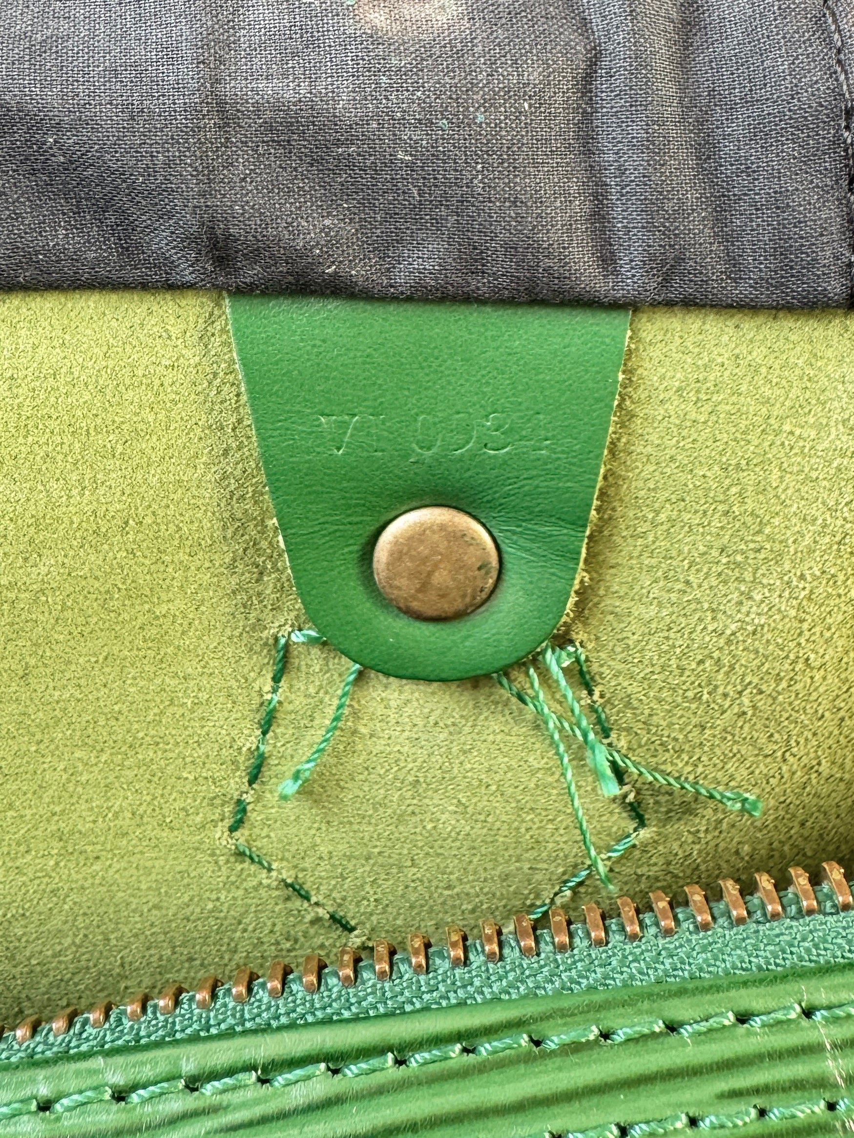 Louis Vuitton Borneo green epi speedy 35 VI0934
