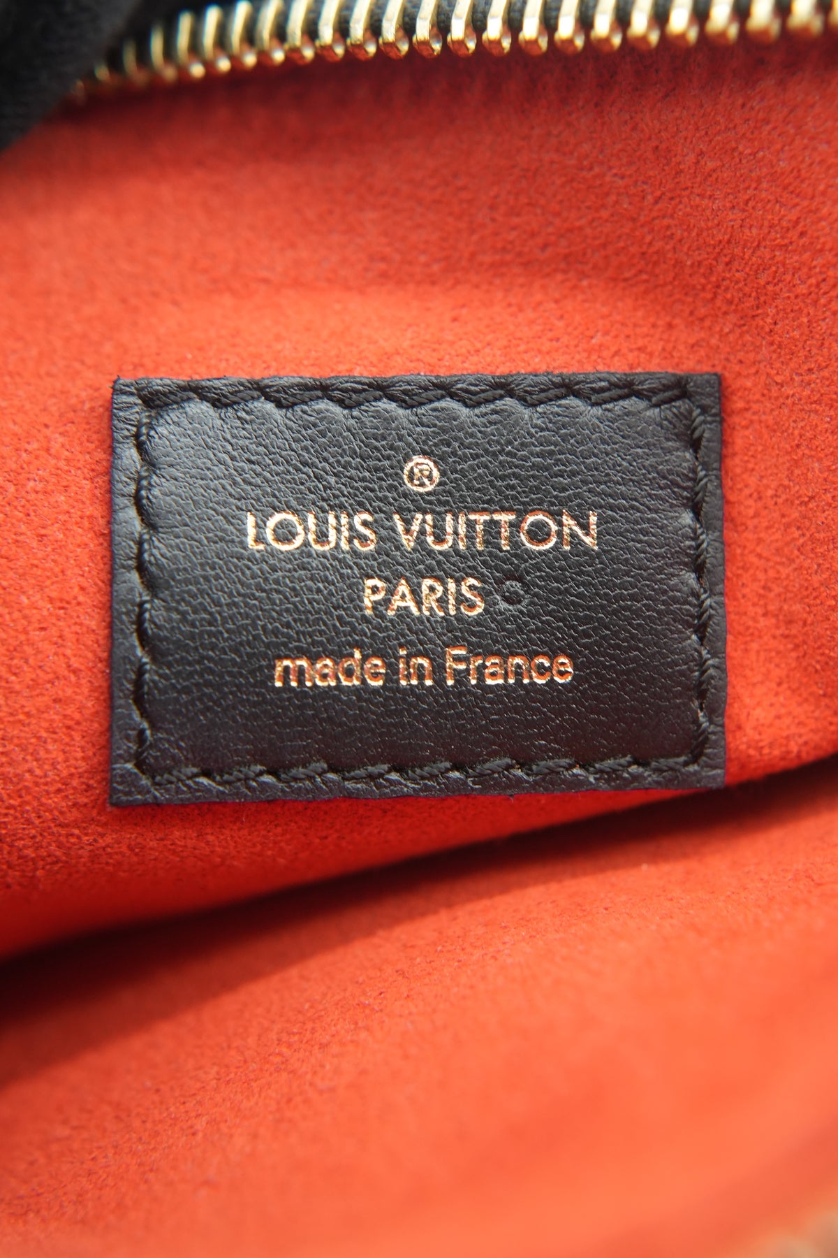 Louis Vuitton black Coussin BB NFC