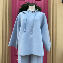 Joh. blue pearl embellished pullover size Large