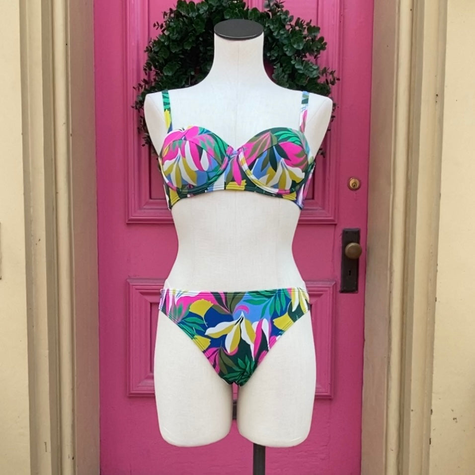 Boden multi color bikini bathing suit size 34A Medium New With Tags