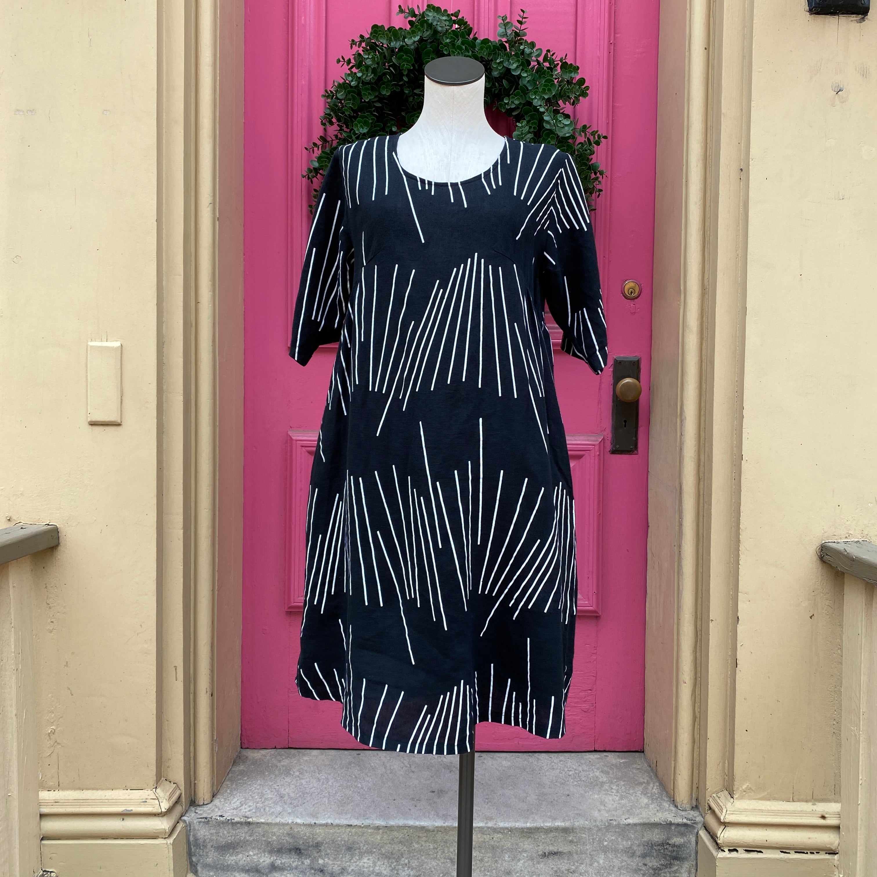 Snapdragon & Twig black white print linen dress size XSmall