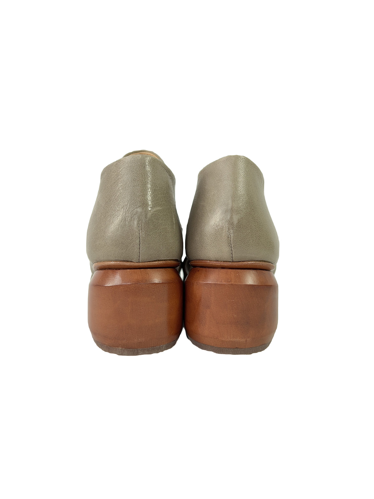 P.Monjo taupe leather peep toe shoes size 36