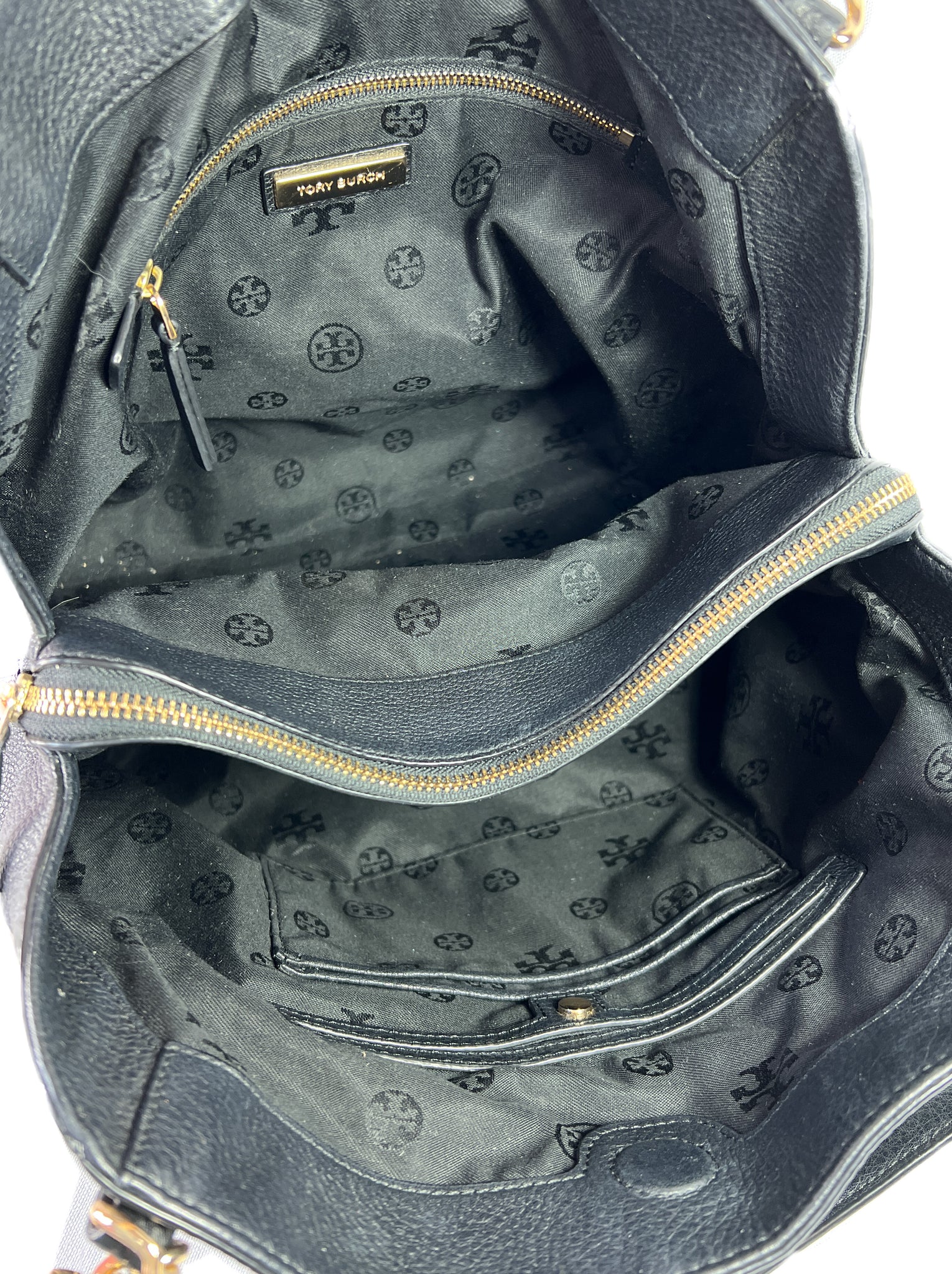 Tory Burch black leather shoulder bag – My Girlfriend's Wardrobe LLC