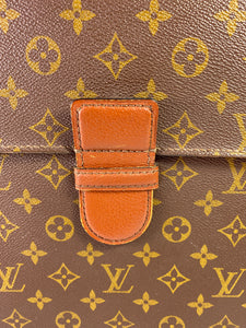 Louis Vuitton monogram vintage clutch