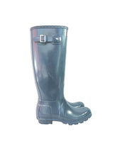 Hunter blue tall classic rain boots size 6