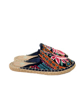 Guadalupe navy embroidered espadrille slides size 38 NEW