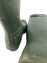 Hunter olive tall classic boots size 8