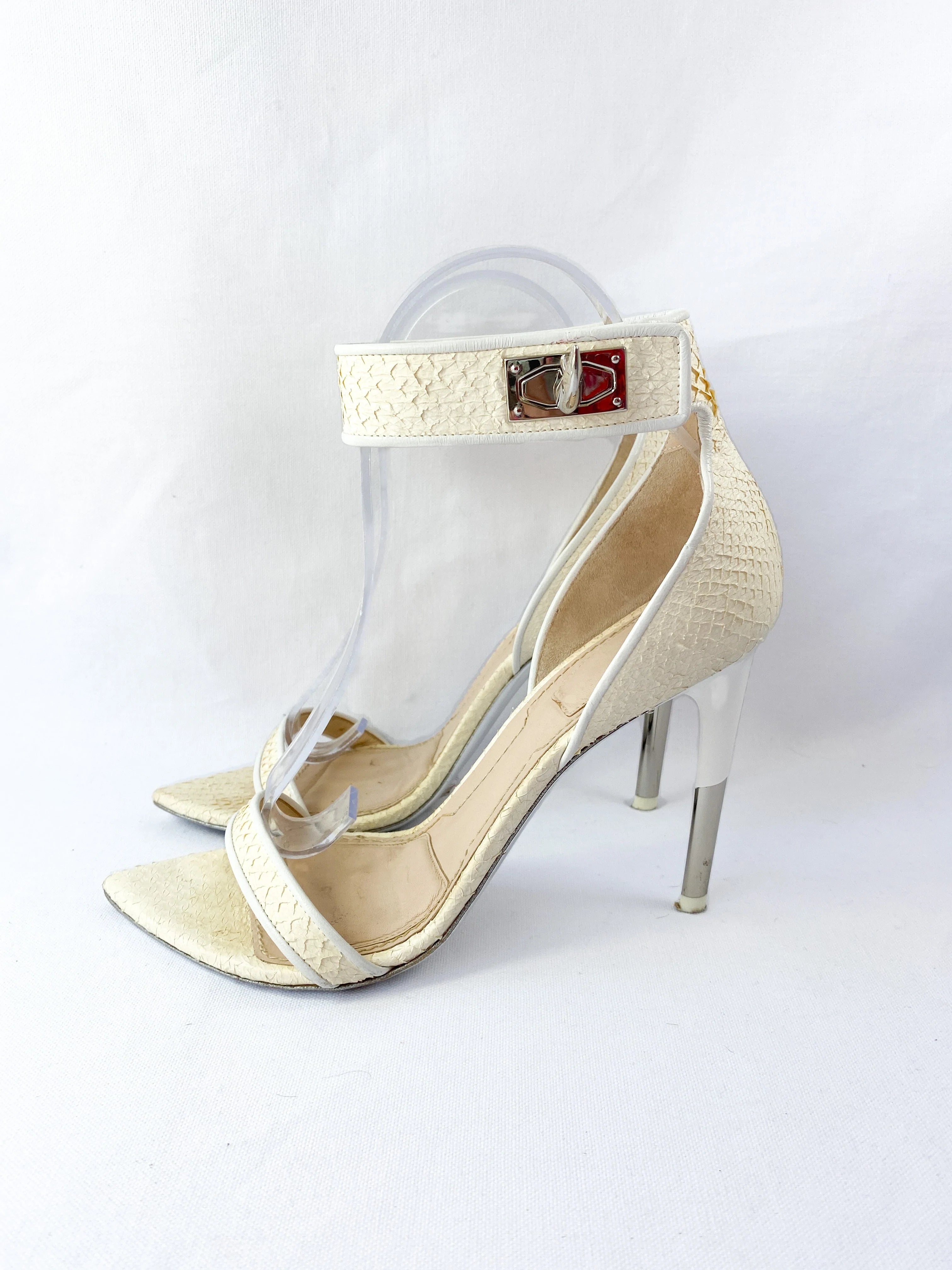 Givenchy cream python shark tooth pumps size 39.5 - My Girlfriend's Wardrobe LLC