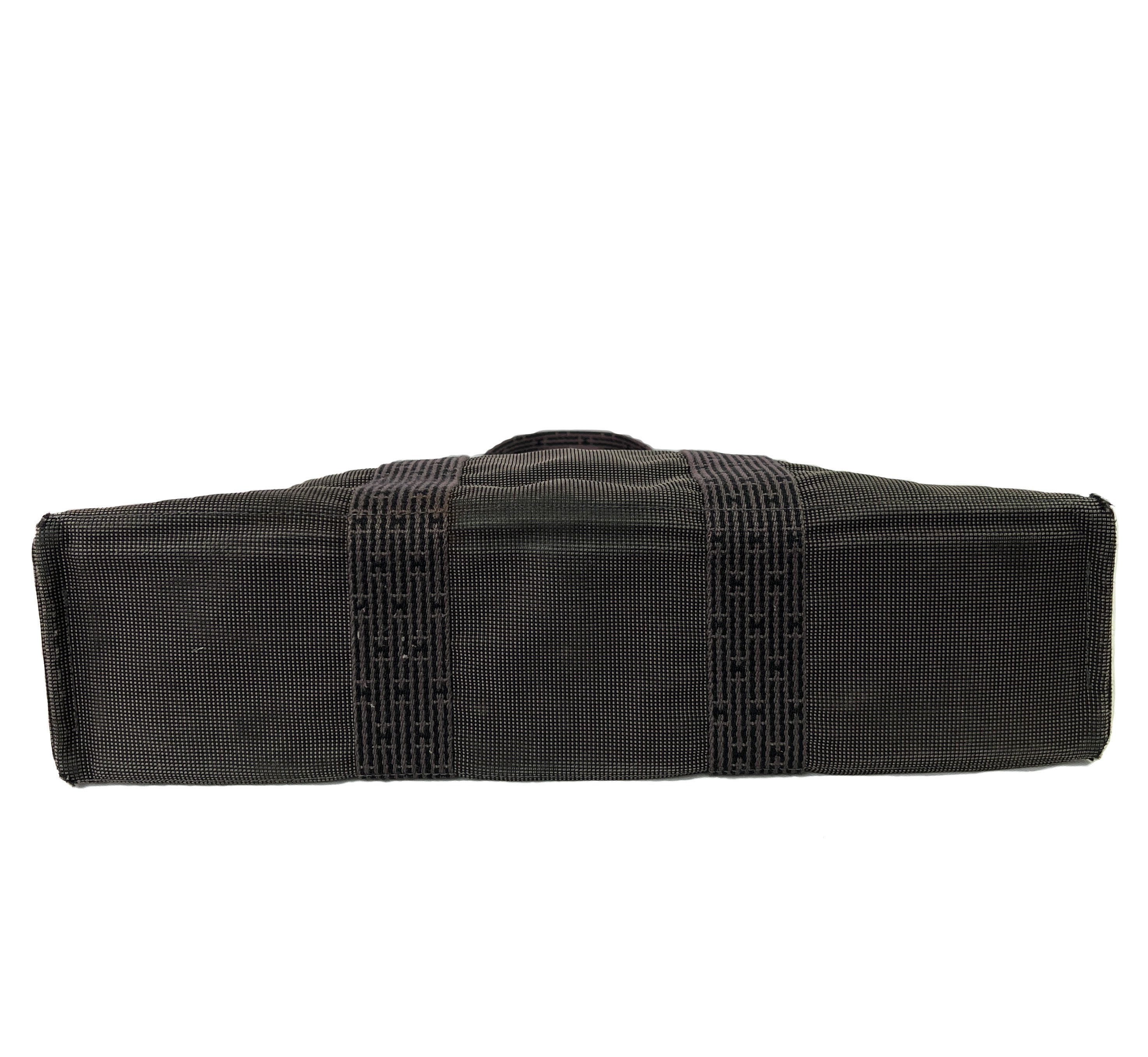 Hermes her line MM gray canvas tote