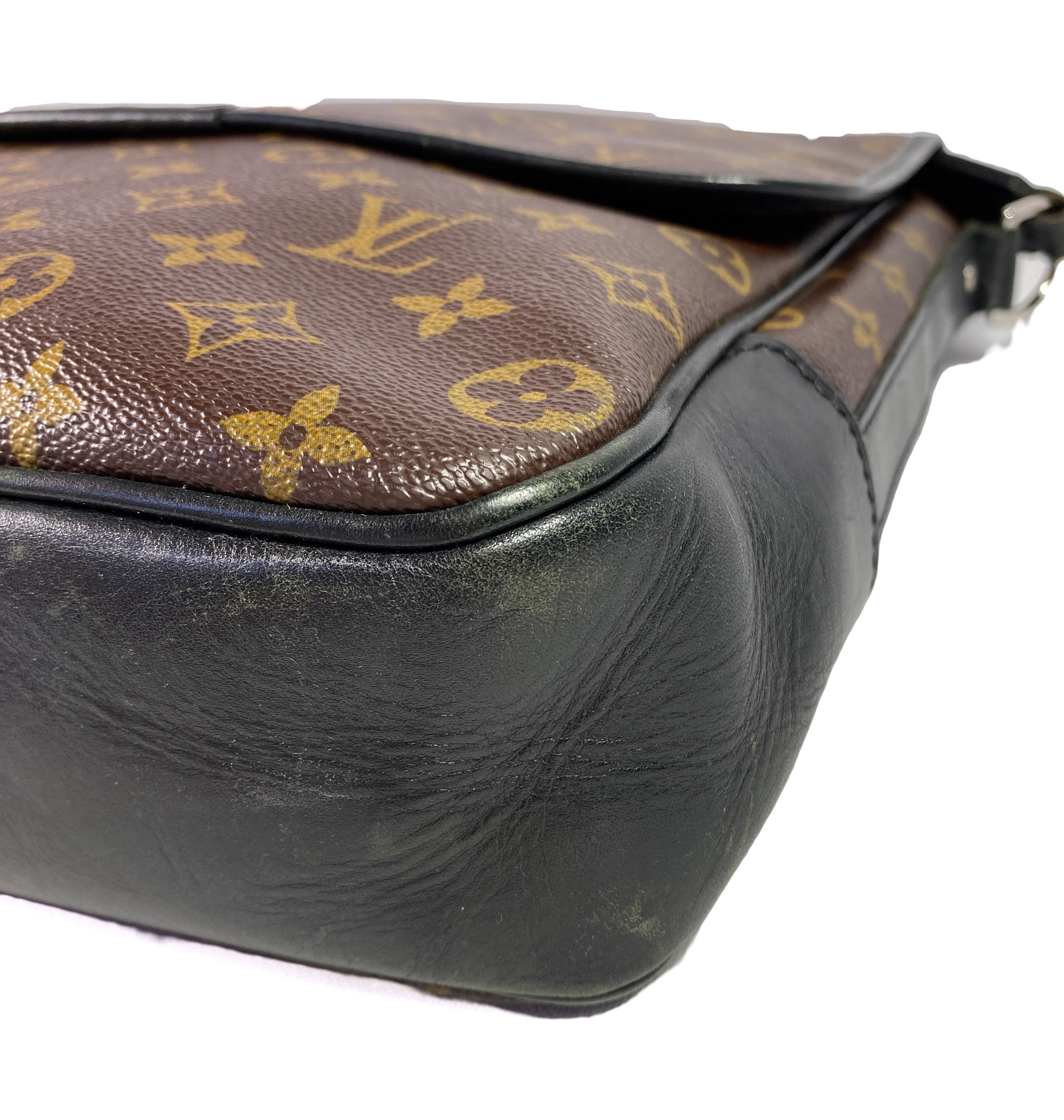 Louis Vuitton Monogram Macassar Bass messenger bag