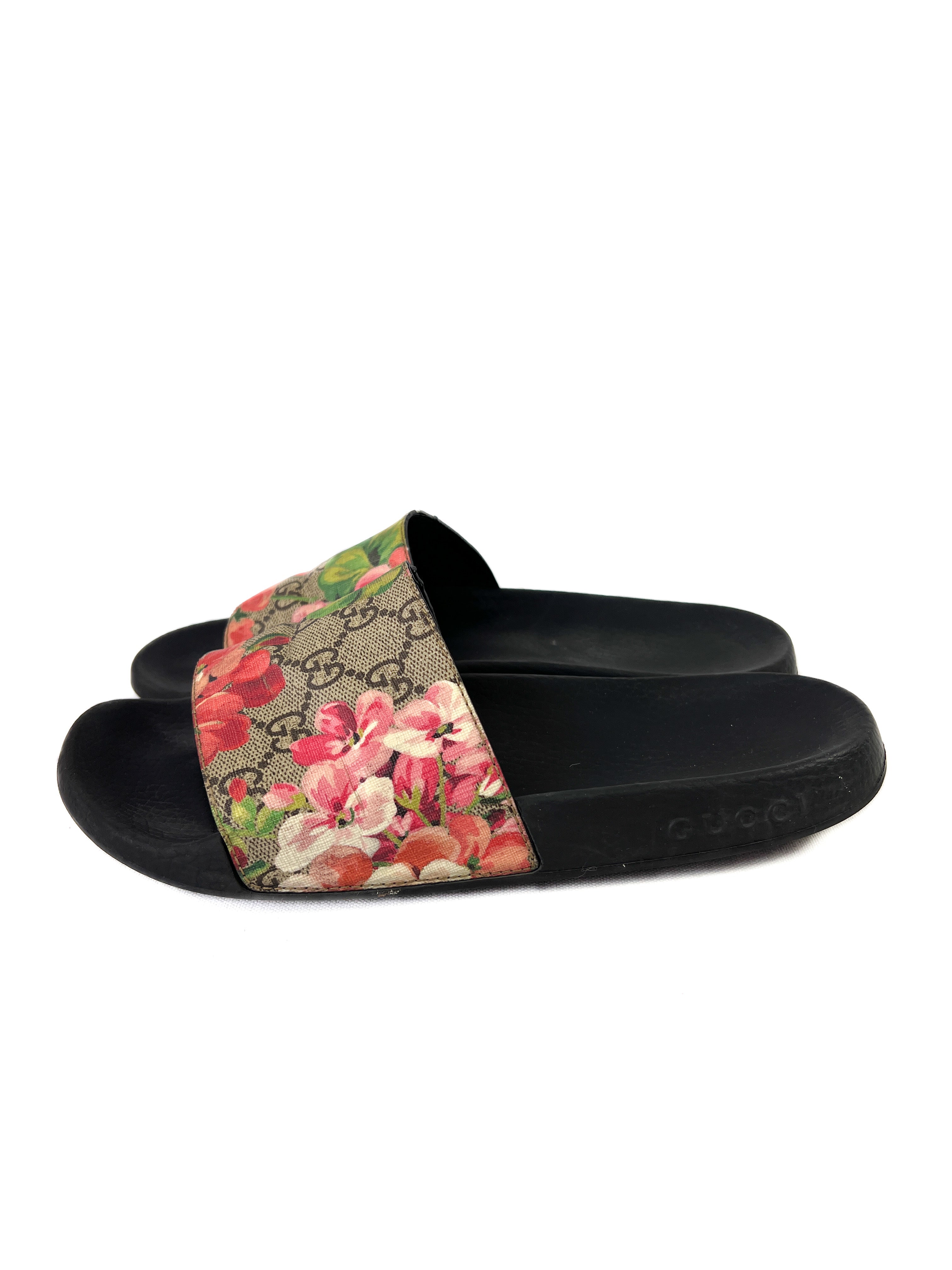 Gucci supreme bloom floral slides size 39