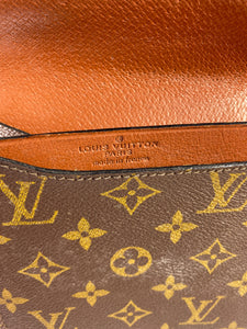Louis Vuitton monogram vintage clutch