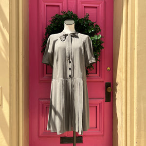 Burberry gray short sleeve silk dress size 10