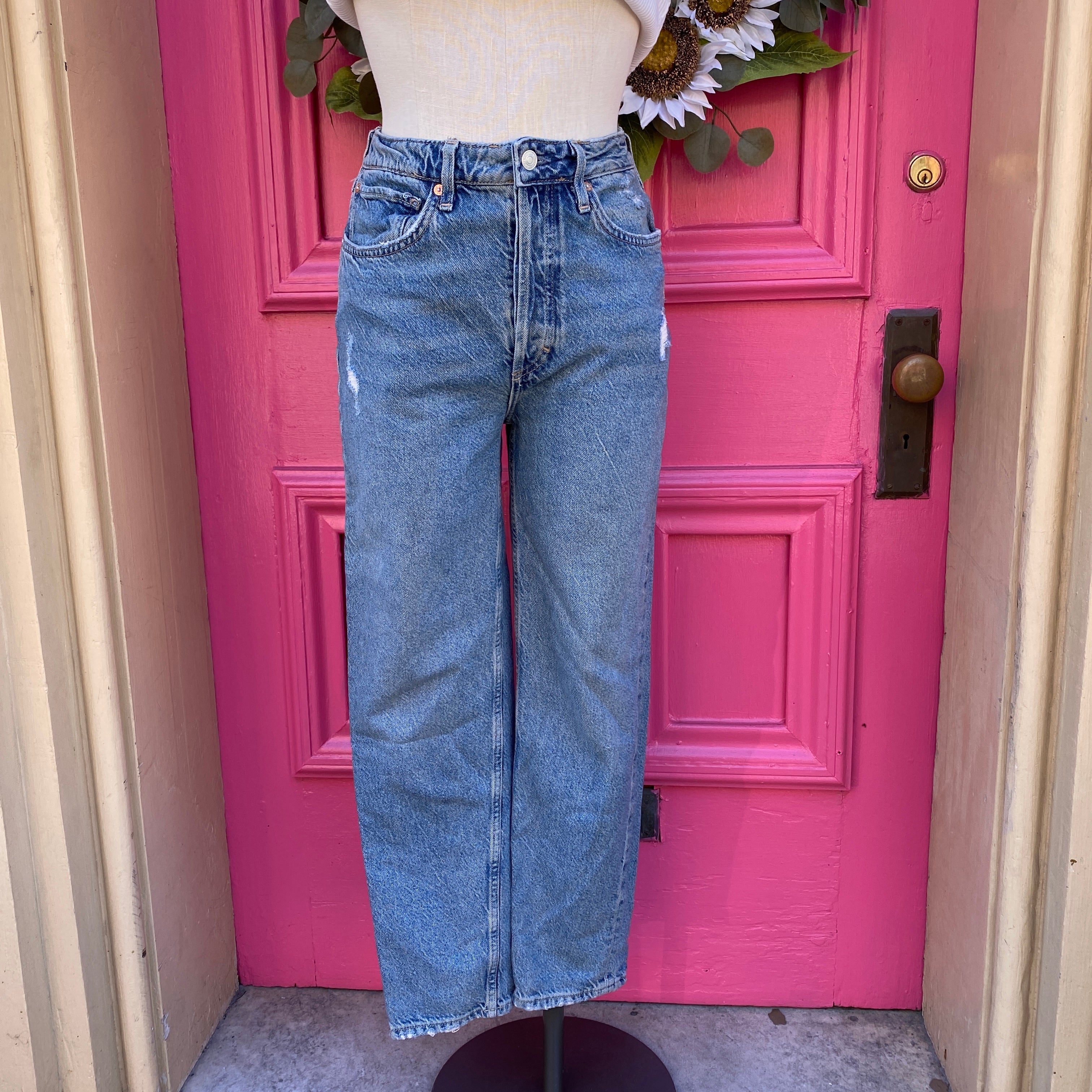 We the Free distressed button fly Mom jeans size 6