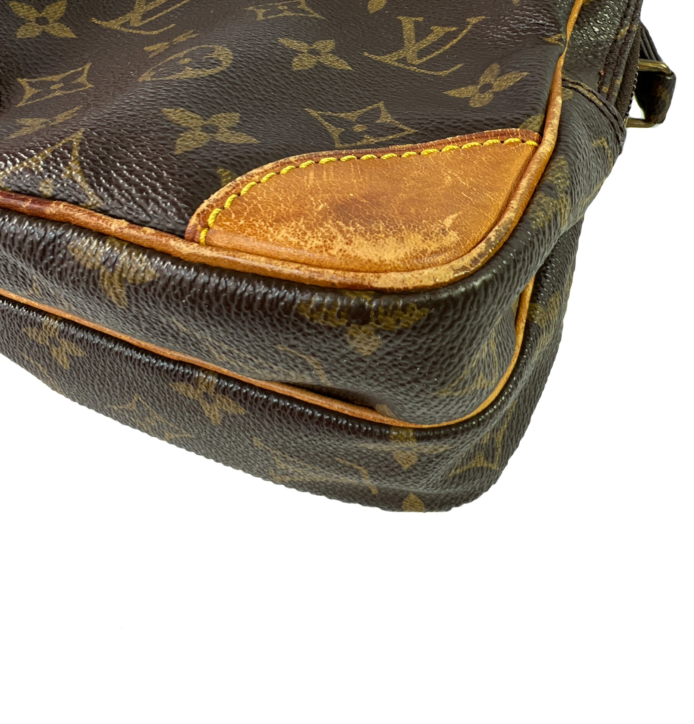 Louis Vuitton vintage monogram Amazone crossbody