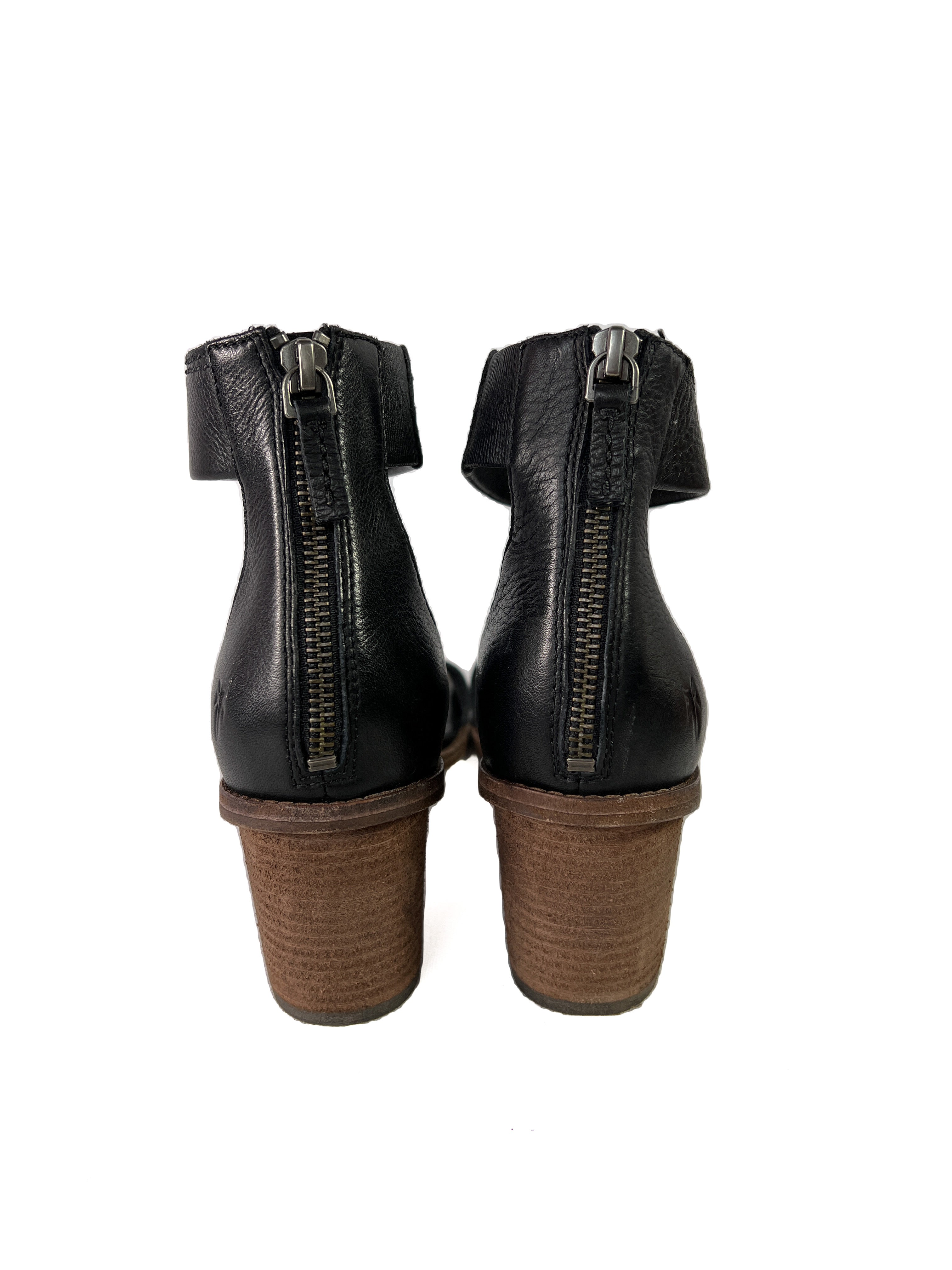 Frye black leather heeled sandals size 9