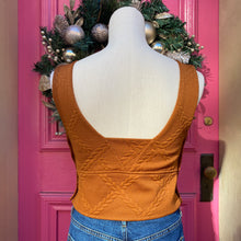 Maeve dark orange cropped quilted tank size Small