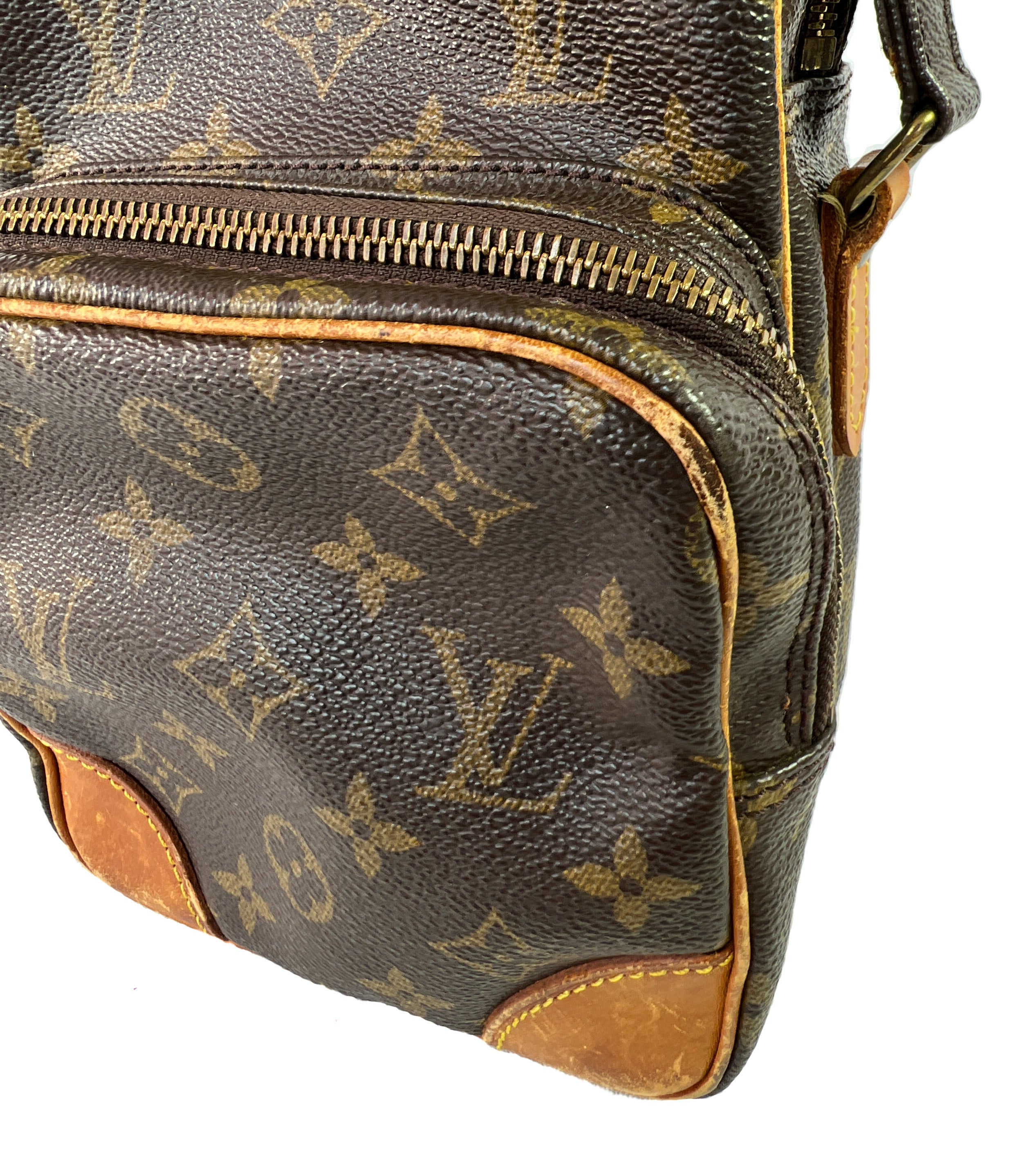 Louis Vuitton vintage monogram Amazone crossbody
