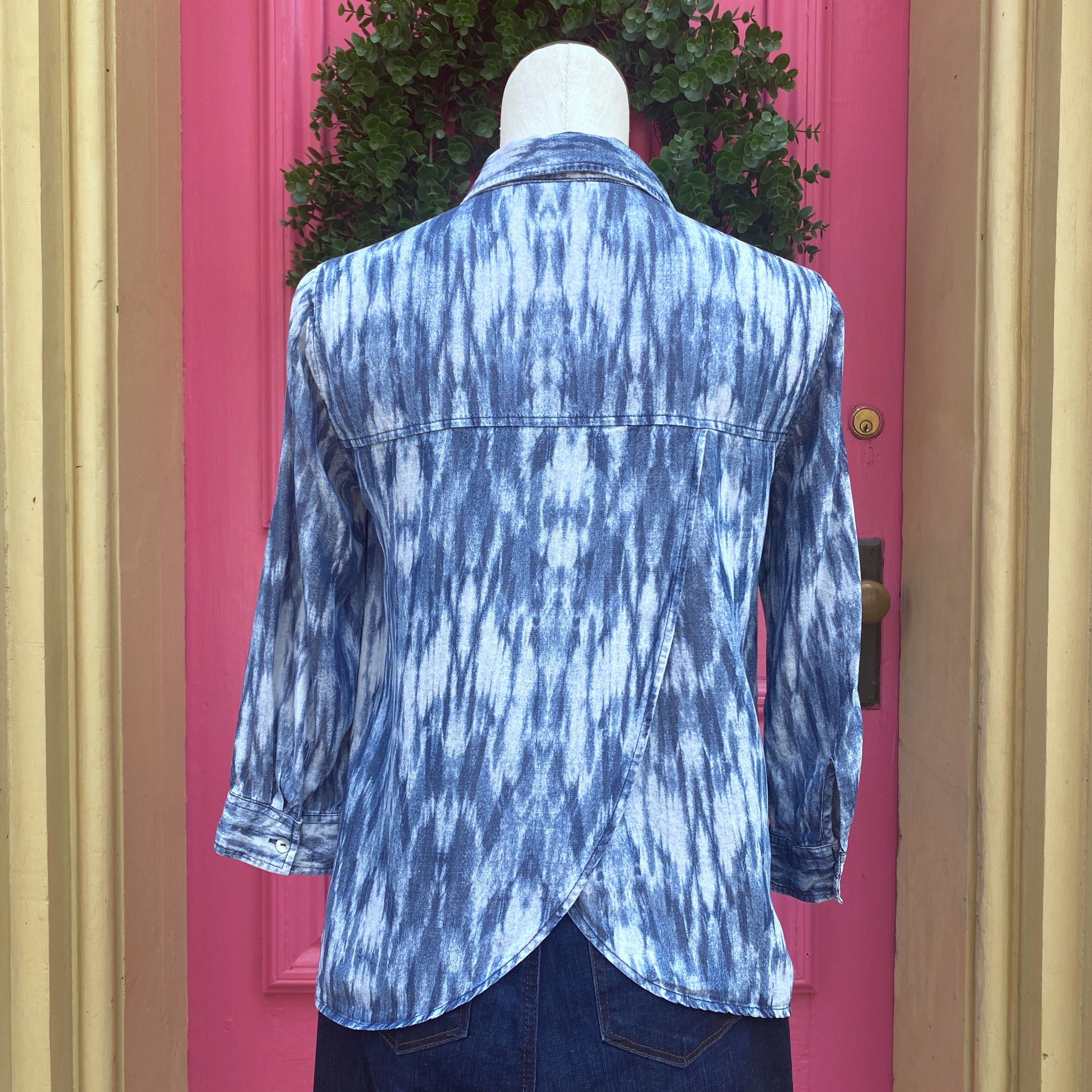 Liverpool blue print chambray button up size XSmall