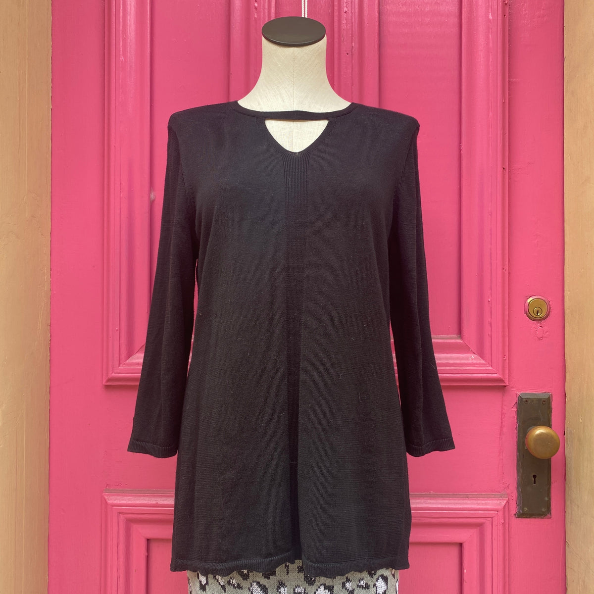 Chicos black lightweight sweater size Medium